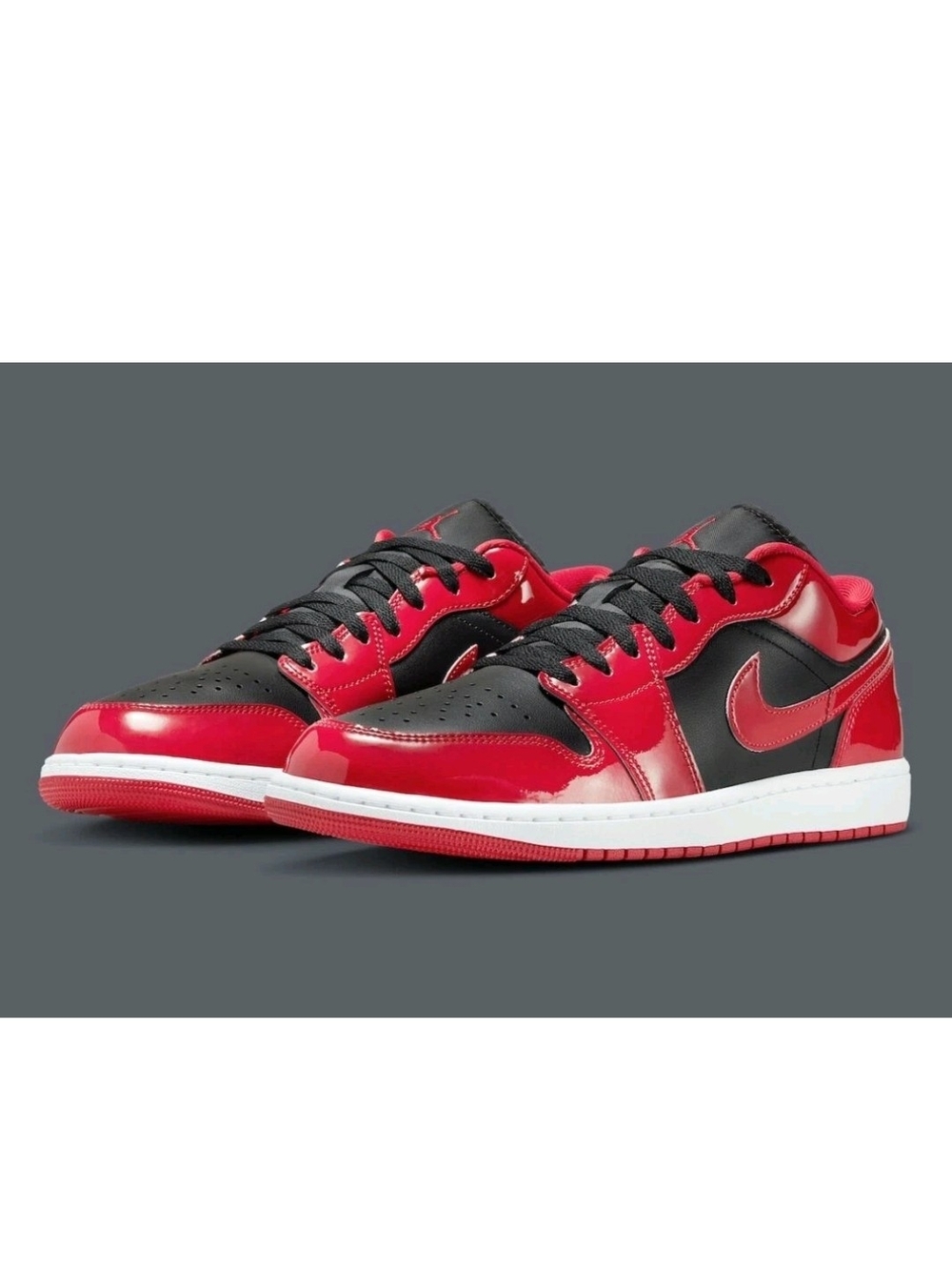 Nike Low Top Sneakers in Black and Red